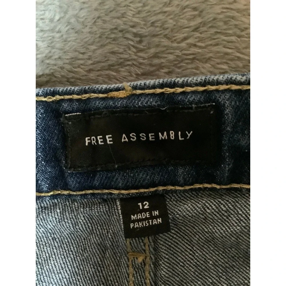 Free Assembly free assembly